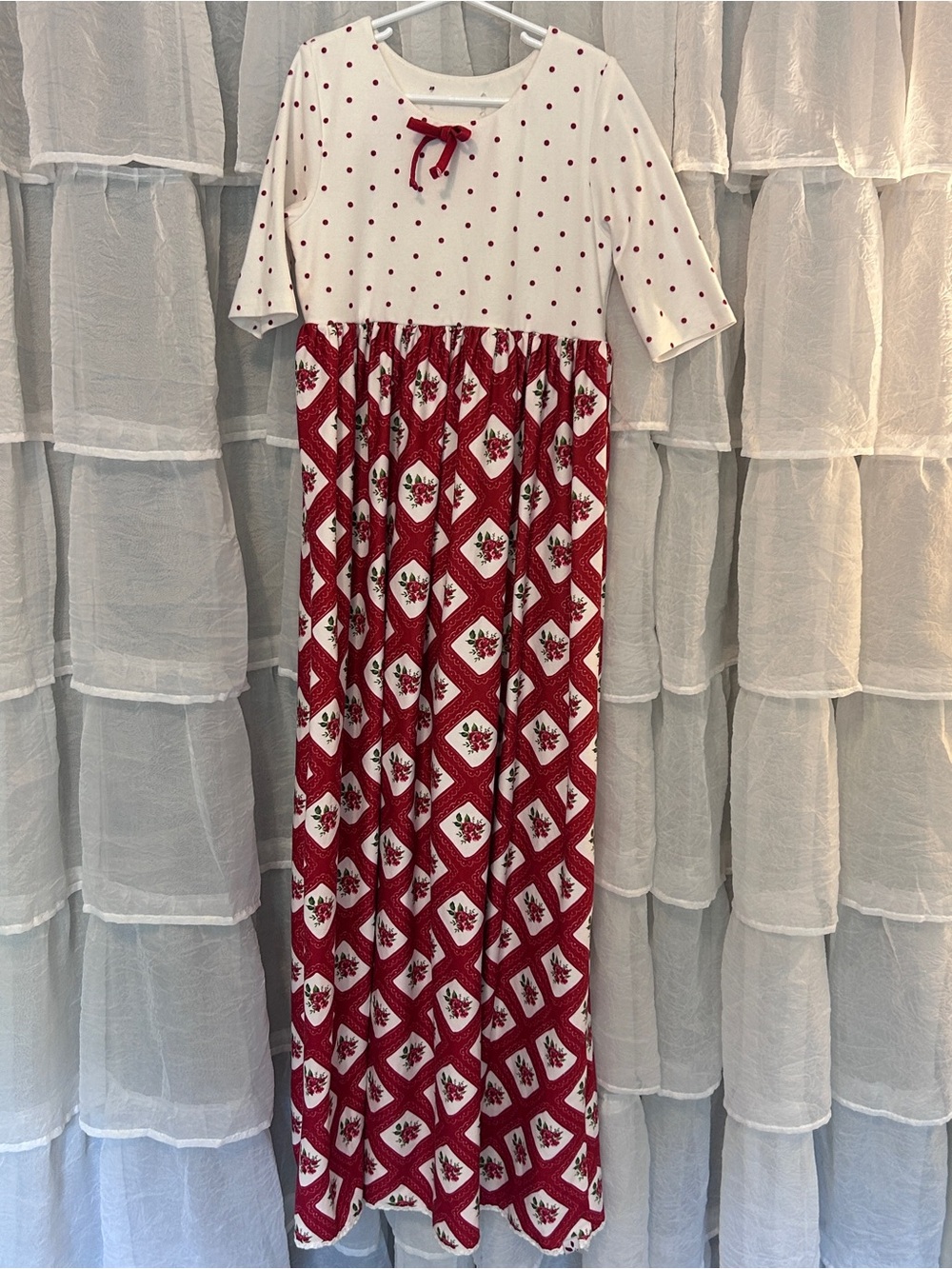 Sweet Honey Red and White Squares Holiday Nightgown Sz